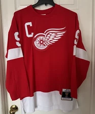 Mitchell & Ness Men’s Large Gordie Howe Mr. Hockey Detroit Red Wings Jersey NEW