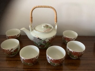 VINTAGE JAPANESE PORCELAIN TEAPOT + 6 CUPS GOLD TRIM OCM JAPAN BAMBOO HANDLE EUC