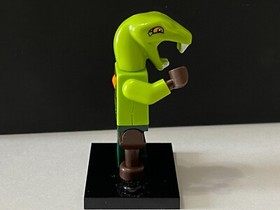 Lego Ninjago Clancee Epaulettes - Minifigure Snake Pirate (set 70594) - damage