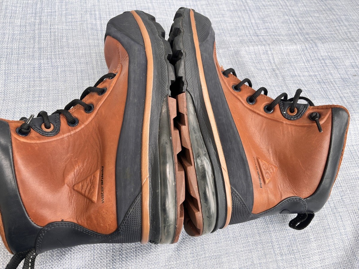 Nike ACG Air Max Conquer Watersheild Boots Men display picture 1