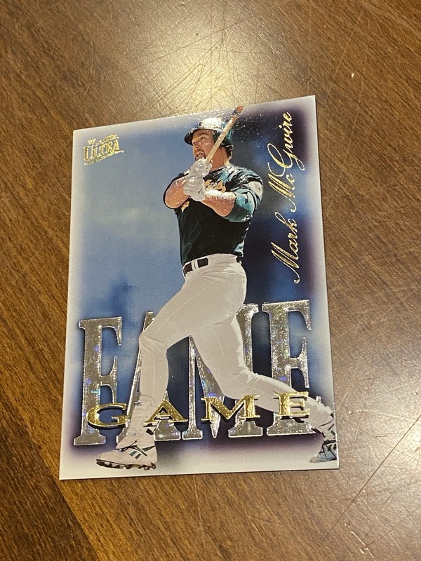 1997 Fleer Ultra Fame Game #12 Mark McGwire Oakland A’s PWE v2