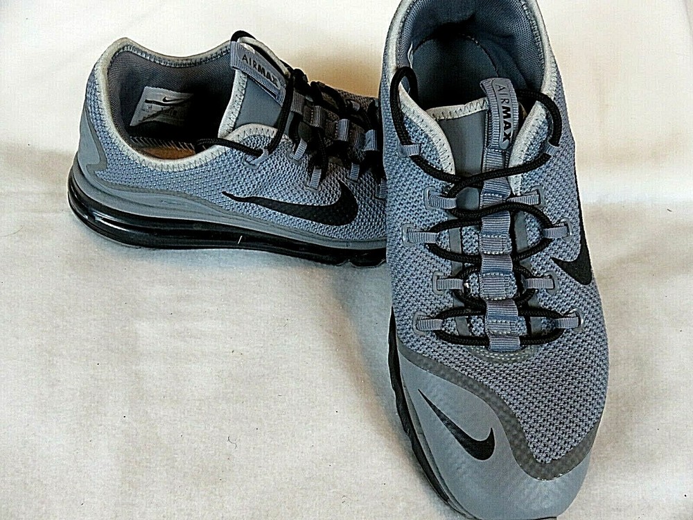 Famous Nike Airmax Athletic running shoe. Model 898013 Men's size 10