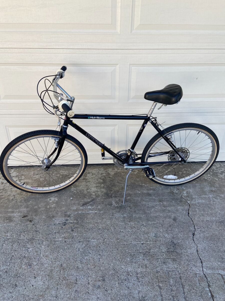 Vintage Schwinn High Sierra Black ATB Mountain Bike 17.5 Vintage Schwinn High Sierra Black ATB Mountain Bike 17.5