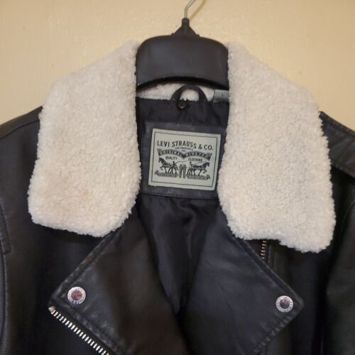 Chaqueta de cuero sintético Levi Strauss para mujer talla grande negra - Imagen 5 de 12