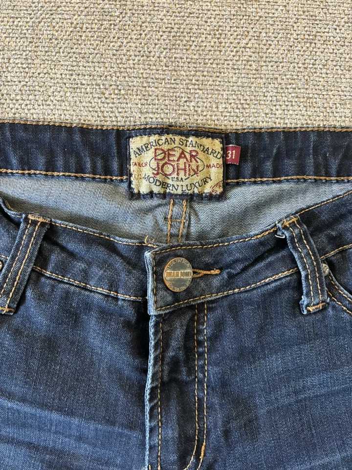 Pantalones cortos de jean Dear John para mujer talla 31 Foto 3 de 4