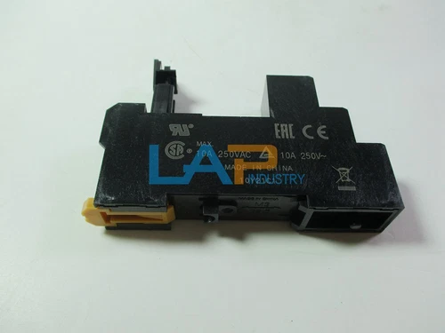 5PCS New P2RFZ-05-E Relay Wiring Guide Rail Base P2RFZ05E For Omron