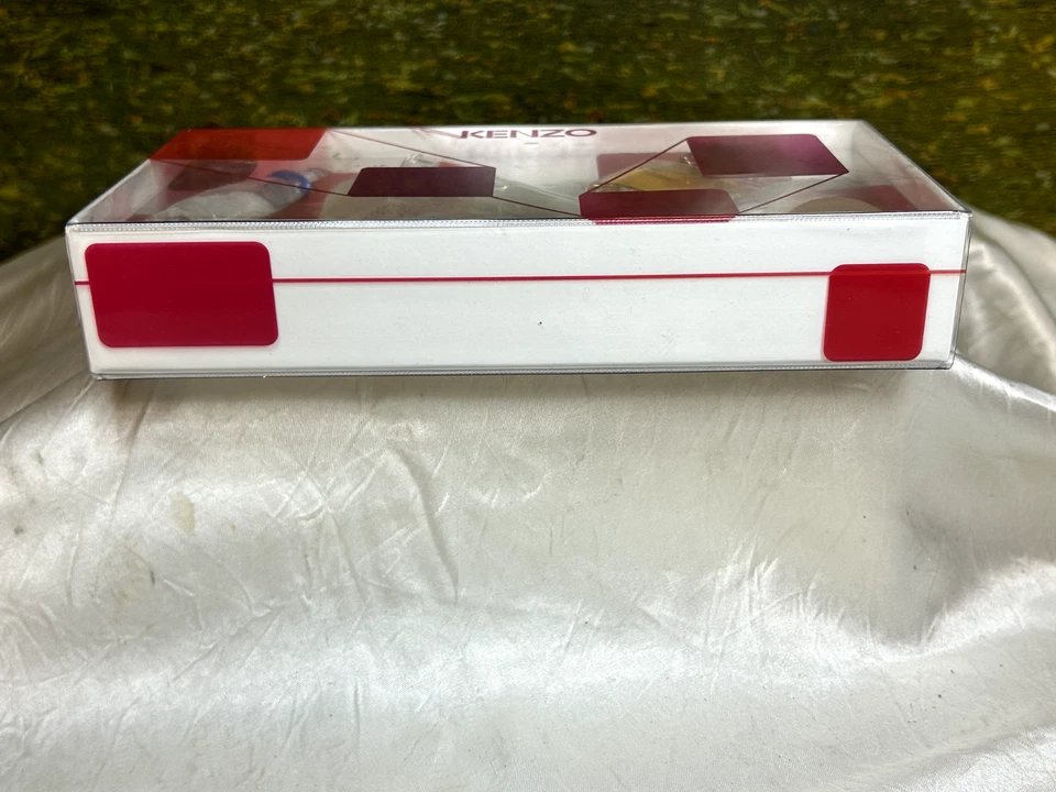 KENZO 5 PIECE MINIS SET 5ML X3 & 4ML X2 EDP/EDT MINI SPLASHES (NEW WITH BOX) - Image 3 of 4