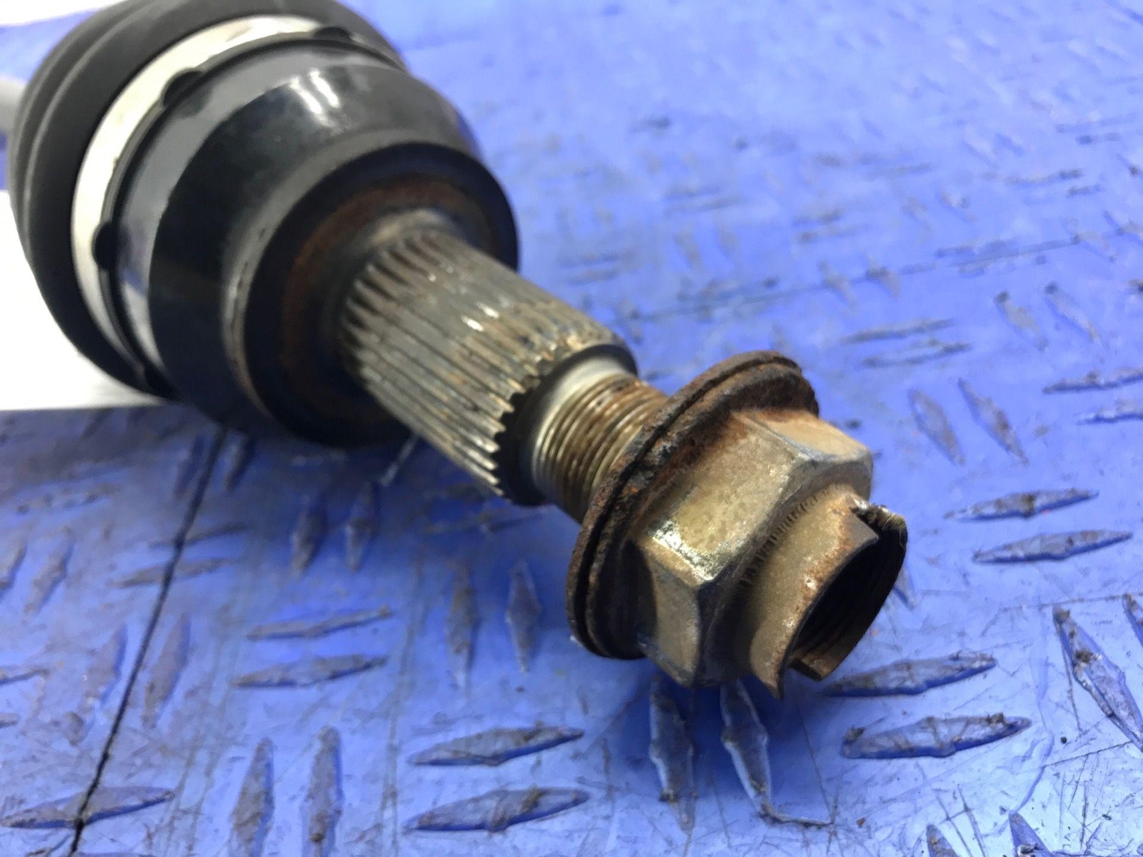 2014-2021 MASERATI QUATTROPORTE FRONT RIGHT OUTER CV AXLE SHAFT 670035142 OEM