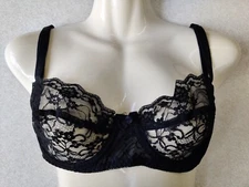 lace underwired balconette bra,soft lace cup,detachable straps,colour black,