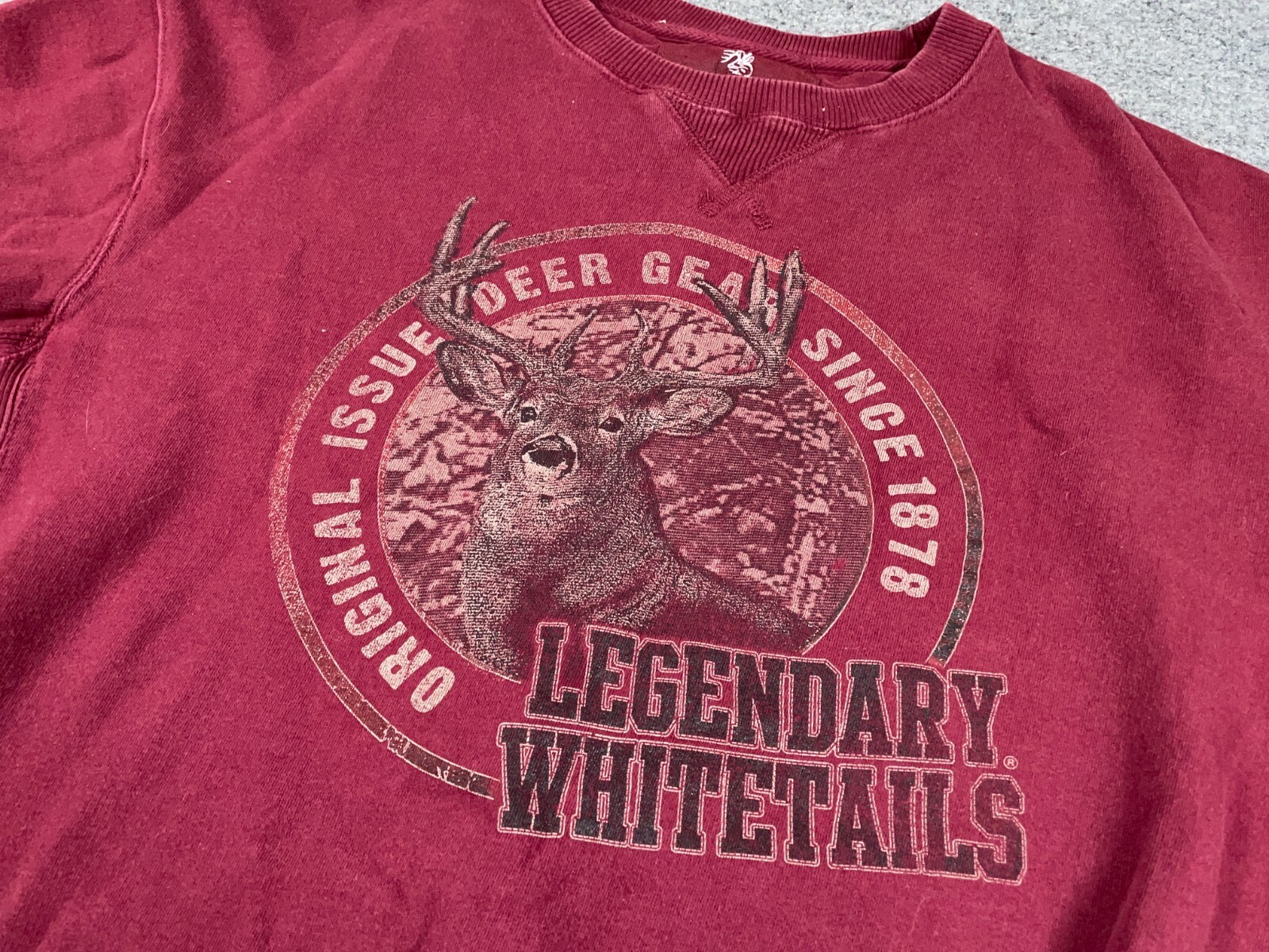 Retro Legendary Whitetails Deer Print Sweatshirt Adul… Gem