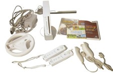 NINTENDO WII CONSOLE BUNDLE 2 Controllers 2 Nunchucks Wheel 3 Games Wii  Sports