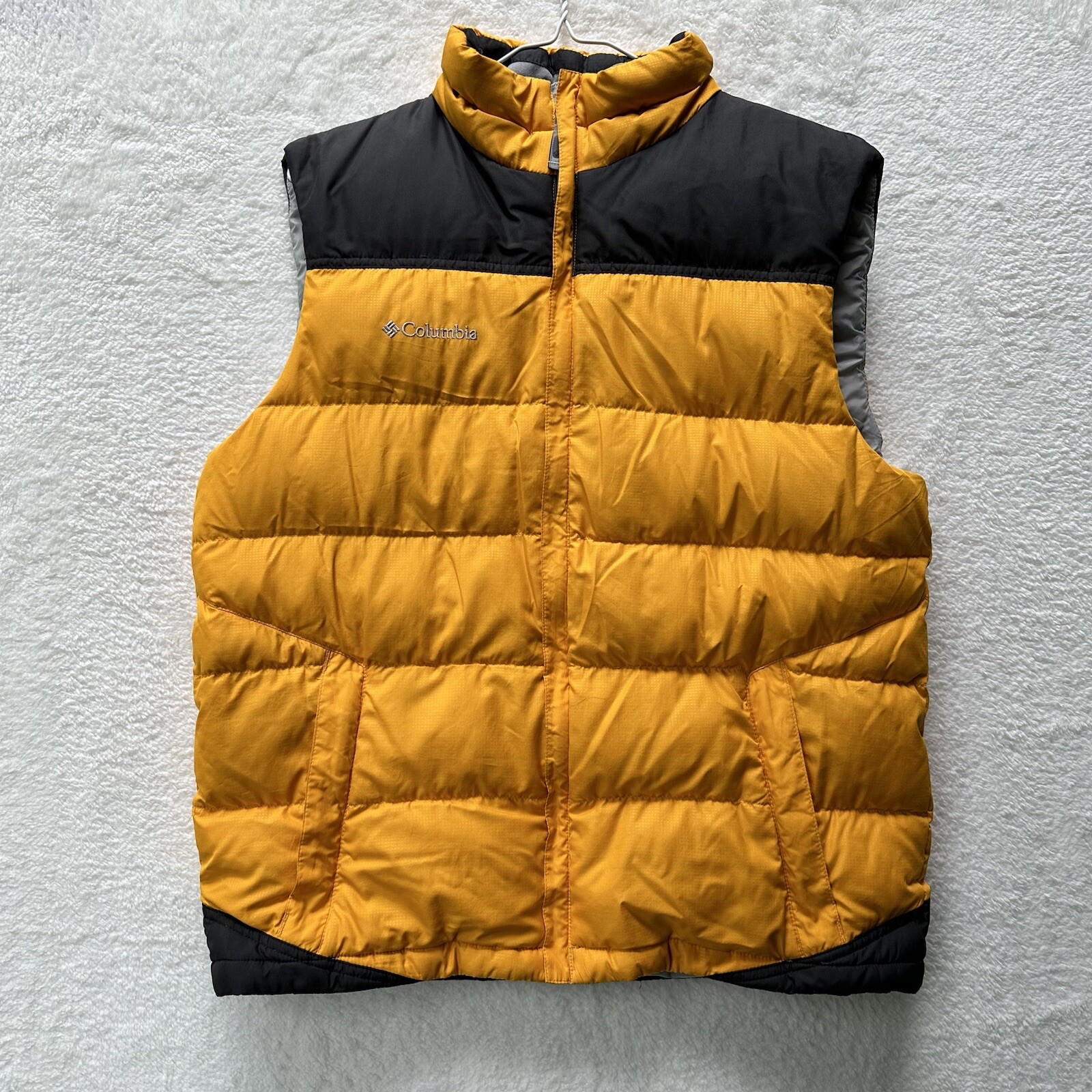 Columbia Men's Medium Down Puffer Vest in Yellow Black Gray with Zip Pockets-image