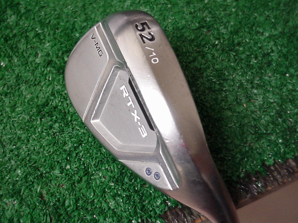 Nice Chrome Cleveland V-MG RTX-3 52 degree Gap Wedge Rotex Graphite Shaft