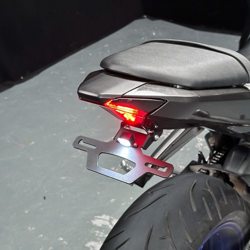 Eliminador de guardabarros ajustable con luz de matrícula para Yamaha FZ-07 MT-07 14-20 - Imagen 23 de 47