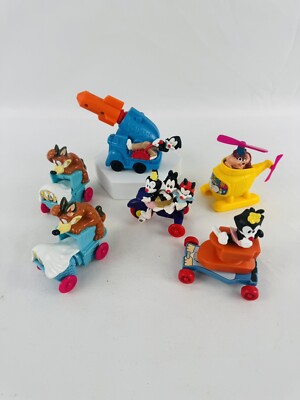 Warner Bros 90 s Vintage Animaniacs & Friends Characters 1993 Racing Figurines
