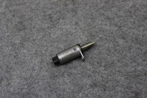 Original Audi A3 VW Golf 7 Verstelleinheit 06E103697G Zylinderkopf Nockenwelle