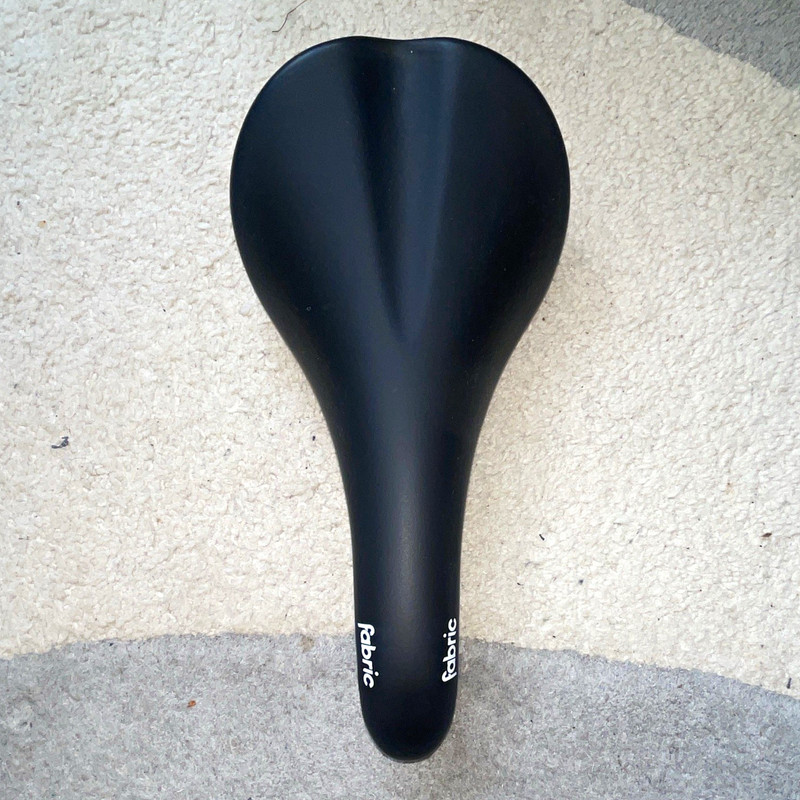 Fabric Scoop Saddle Black 7x7mm Rails 282x142mm