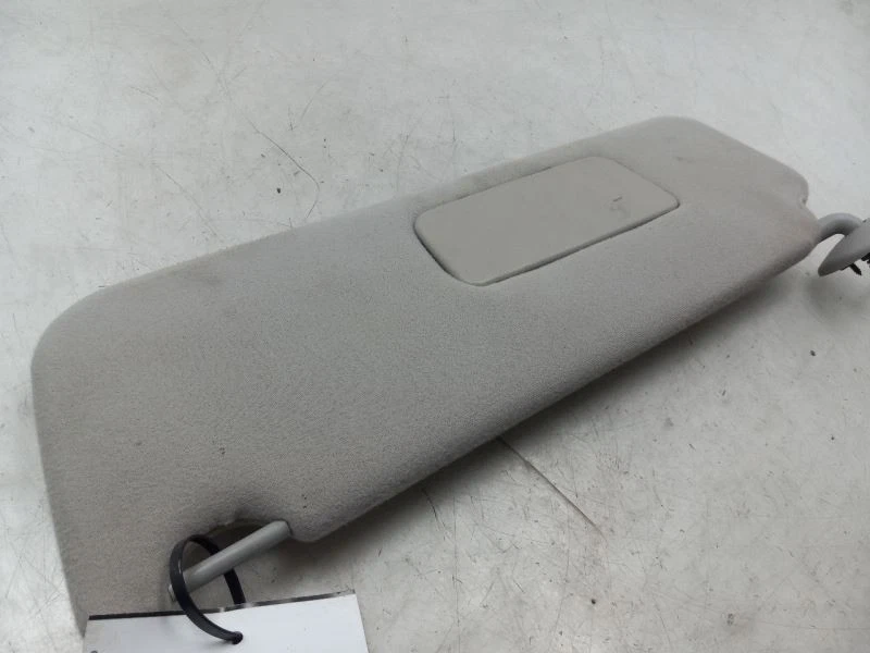 Toyota Sienna Le 2004 lado del conductor parasol  Foto 3 de 4