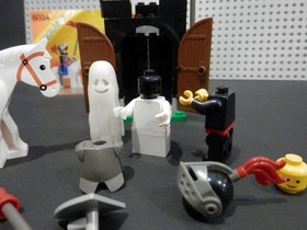 LEGO 6034 Black Monarch's Ghost -Black Knights Castle- With Instructions