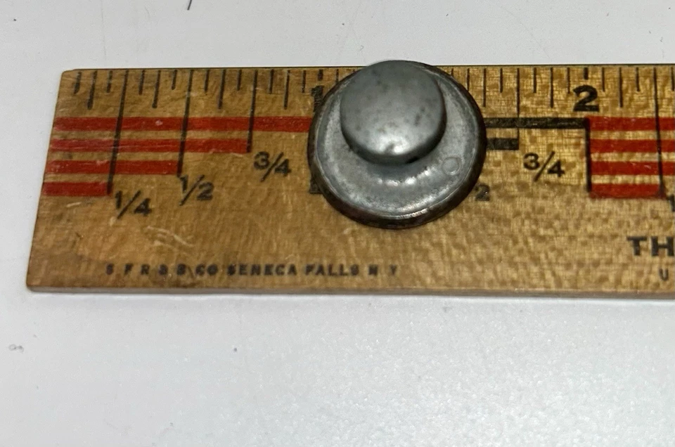 Antique Brass N&W OVERALLS Button Riveted Shank Excellent Condition - Image 4 of 4