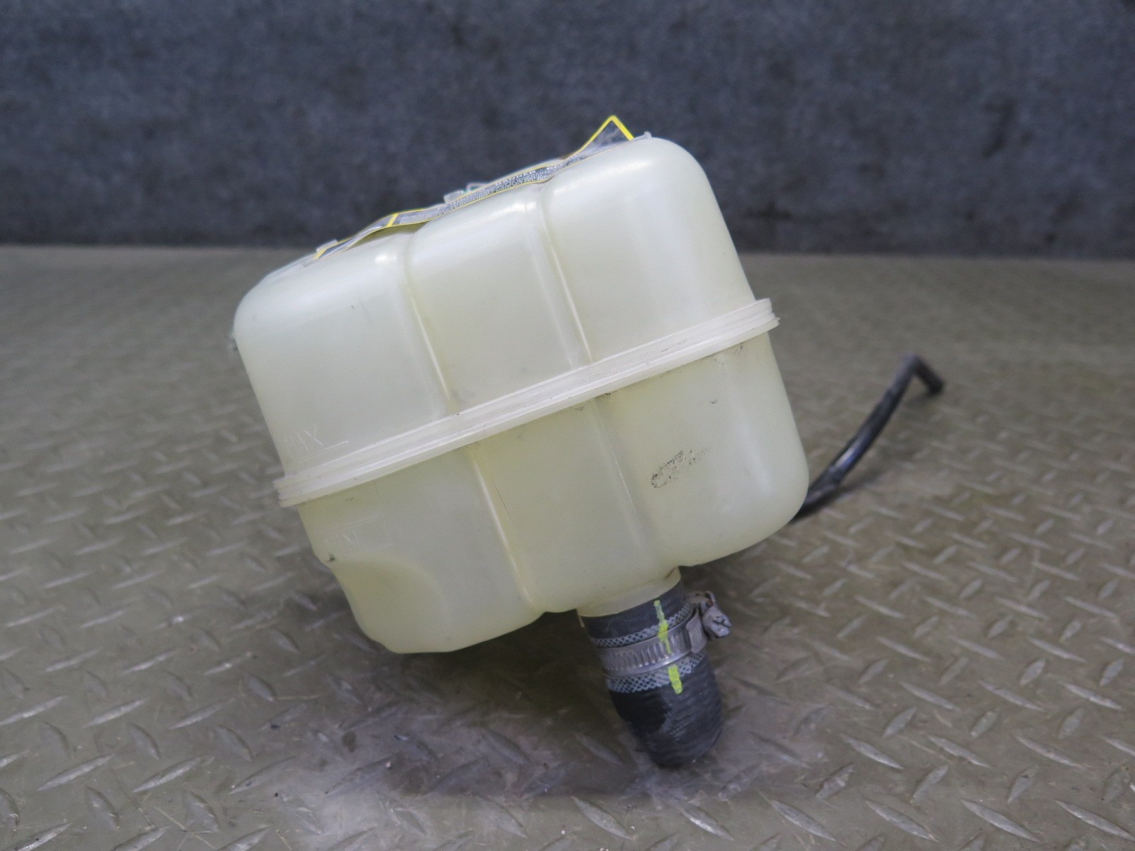 2008-2019 MASERATI GRANTURISMO M145 ENGINE COOLANT EXPANSION OVERFLOW RESERVOIR
