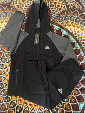Men&rsquo;s Black/Grey Hooded Tracksuit Set Full Zip Pockets Jacket Trousers size L