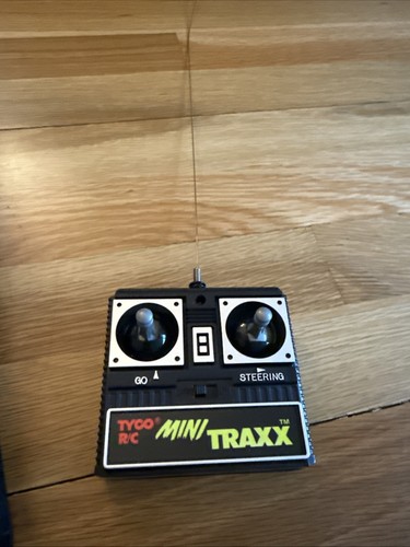RARE Tyco 90's Mini Traxx R/C Radio Control w/ Original Box & Manual - Picture 7 of 8