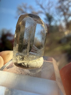 6 grams Champagne Topaz, Pakistan