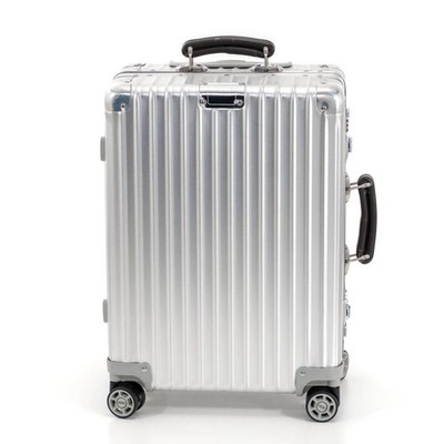 k*e様 RIMOWA Classic Flight 971.53 35L Rimowa Classic Flight 35L Silver 4-wheels Carry Case Suitcase