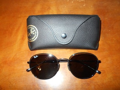 Ray Ban RB 3809 002/B1 Black Frame Gray Glass 55mm Lenses Sunglasses w/Case