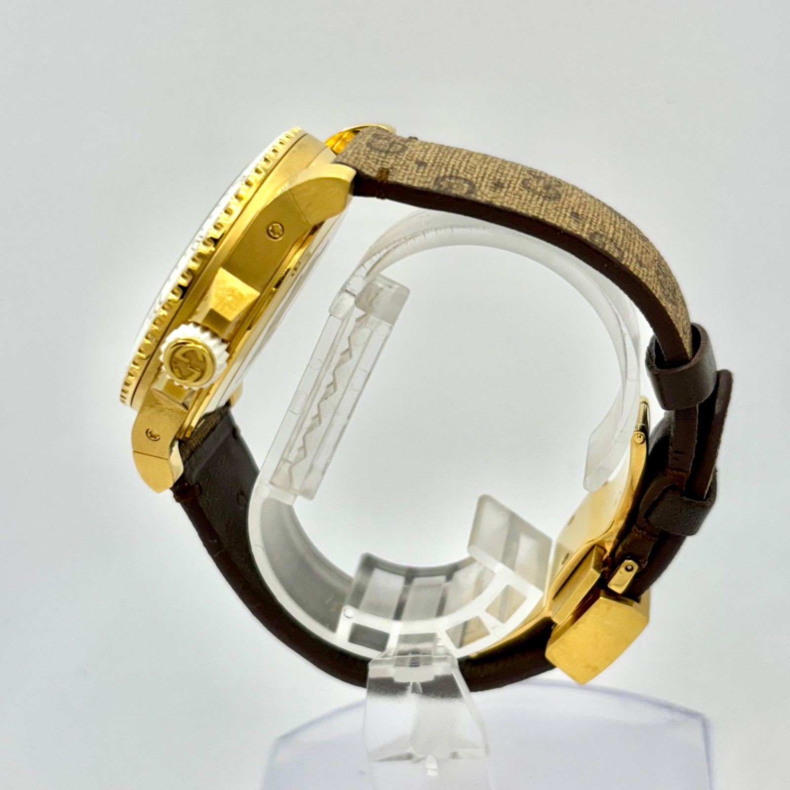 Gucci 136.3 GG Pattern Gold Watch Excellent Used Battery Included From Japan thumbnail 2