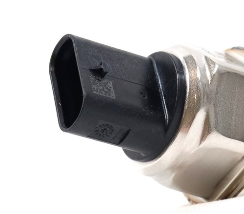 Genuine GM 12686809 Fuel Rail Pressure Sensor 2017–2025 L5P Duramax 6.6L Diesel - Picture 10 of 13