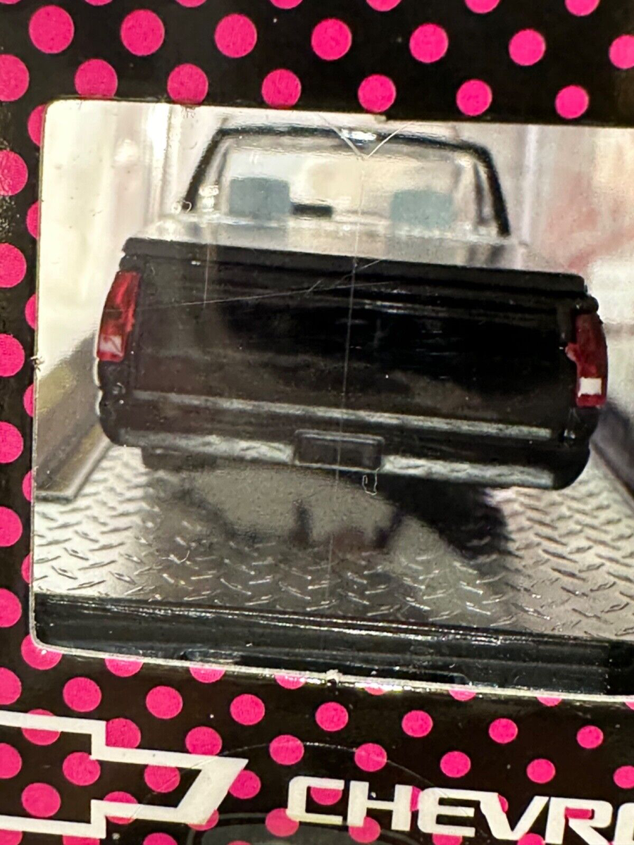 M2マシーン ウォルマート限定 1992 シボレー C1500 SS 454 M2マシーン ウォルマート限定 1992 シボレー C1500 SS 454 M2