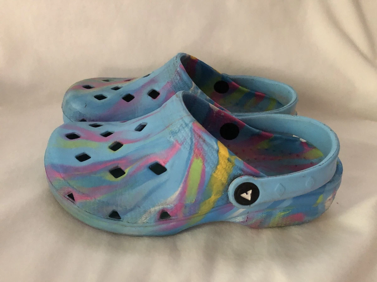 Airwalk crocs on sale