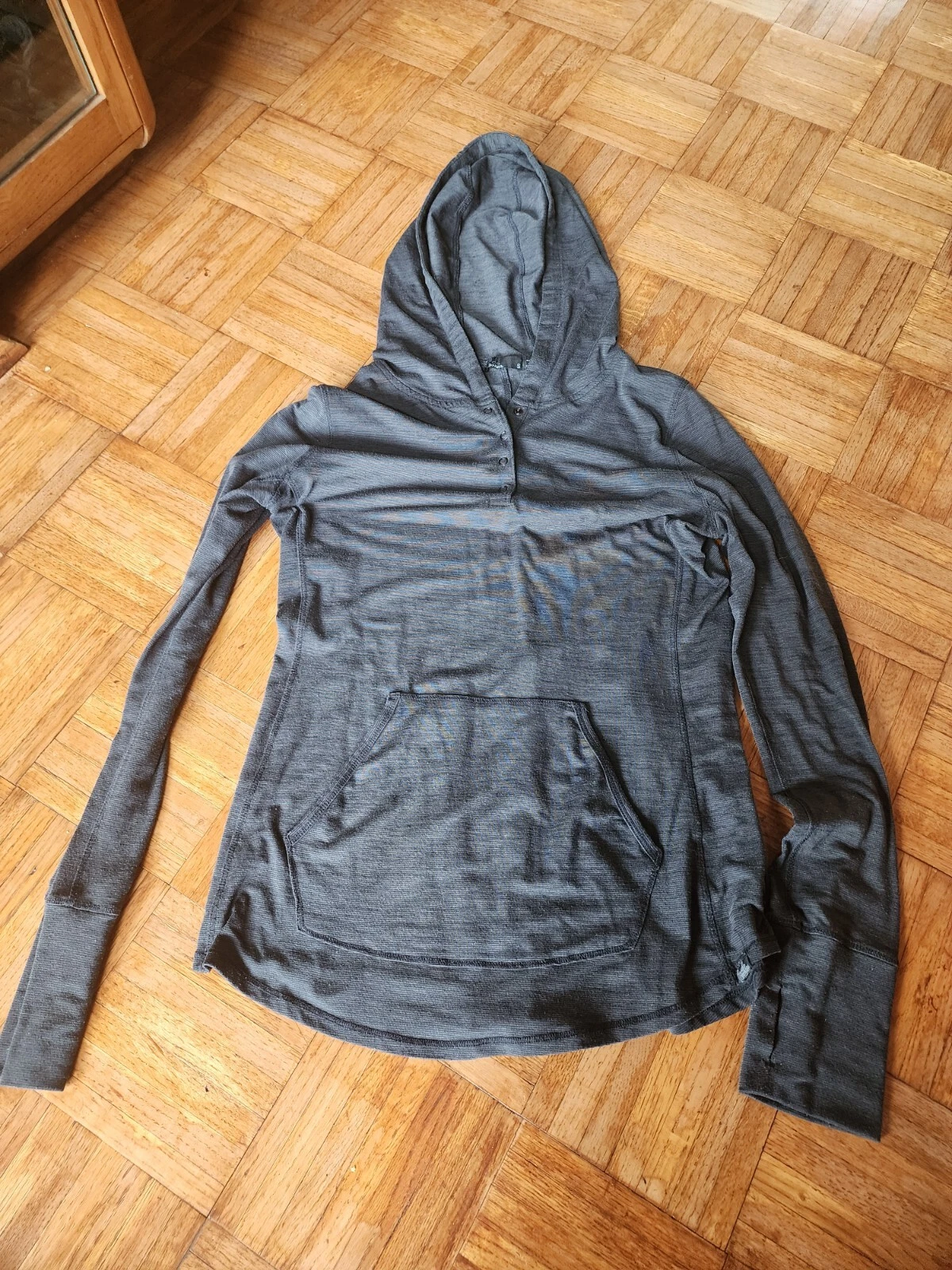 Prana Sol Protect Hoodie in Charcoal Size Small S dark gray