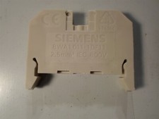 Qty = 13: Siemens 8WA1-011-1DF11 Terminal Blocks