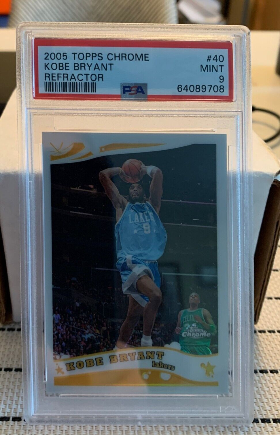 2005-06 Topps Chrome #40 Kobe Bryant Refractor /999 PSA 9 MINT Brand New HOT 🔥