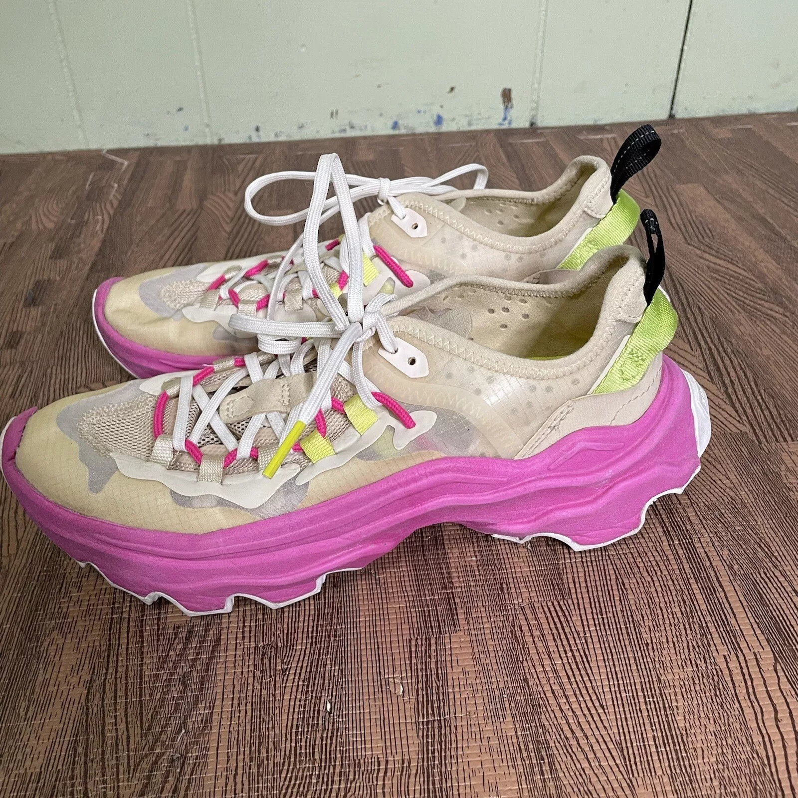sorel kinetic breakthru tech lace bleached ceramic fuchsia fizz shoes