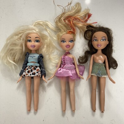 Lot Of 3 Bratz Dolls Cloe And Yasmin 2001 TLC