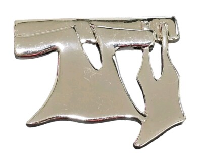 Vintage Silvertone Clothsline Two Shirts Hanging Copyright 1997 Brooch Tin 