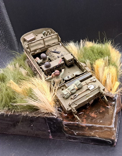 WWII Military Diorama M-29C Water Weasel Scene Pre-built 1/35  Vignette