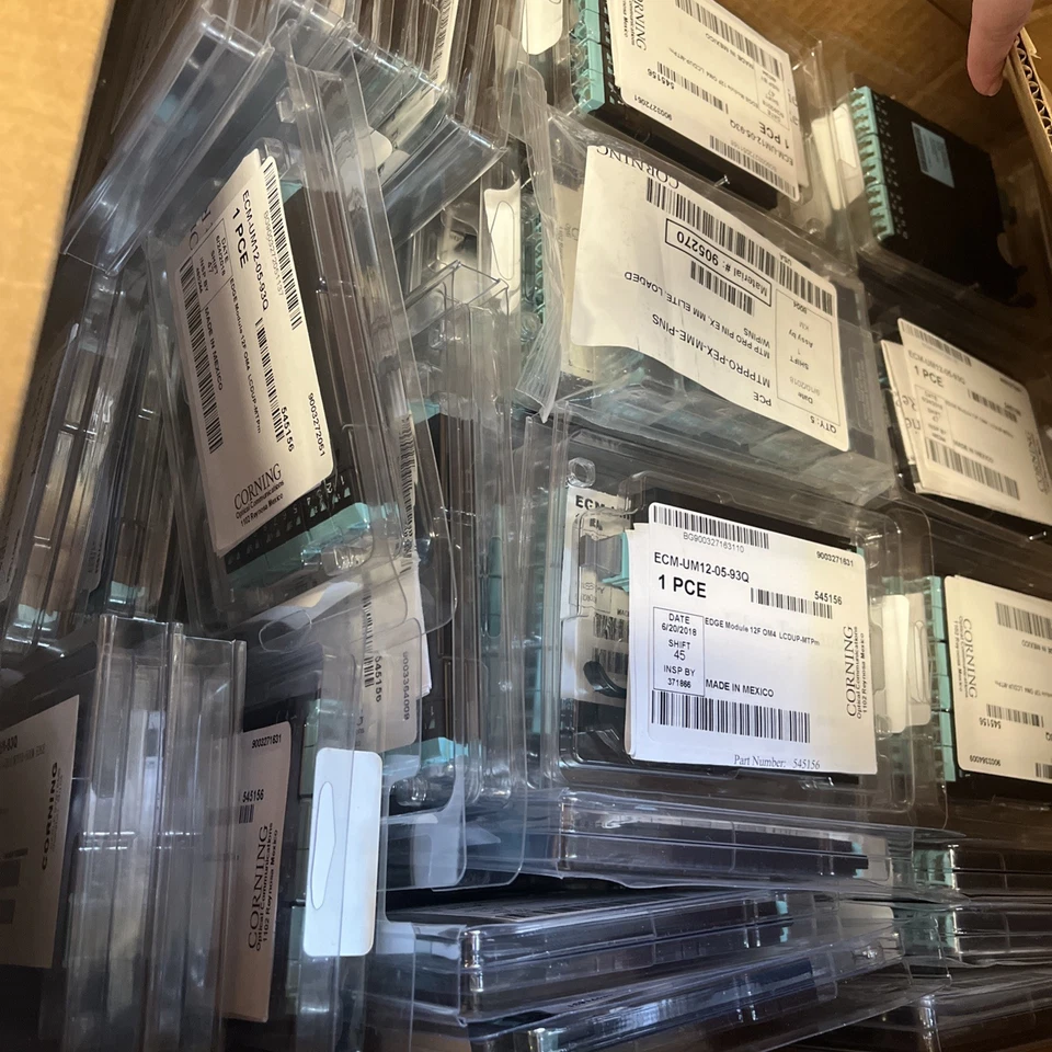 Corning ECM-UM12-05-92Q Edge Module 12 F OM4 Duplex to MTP Connectors - Image 3 of 3