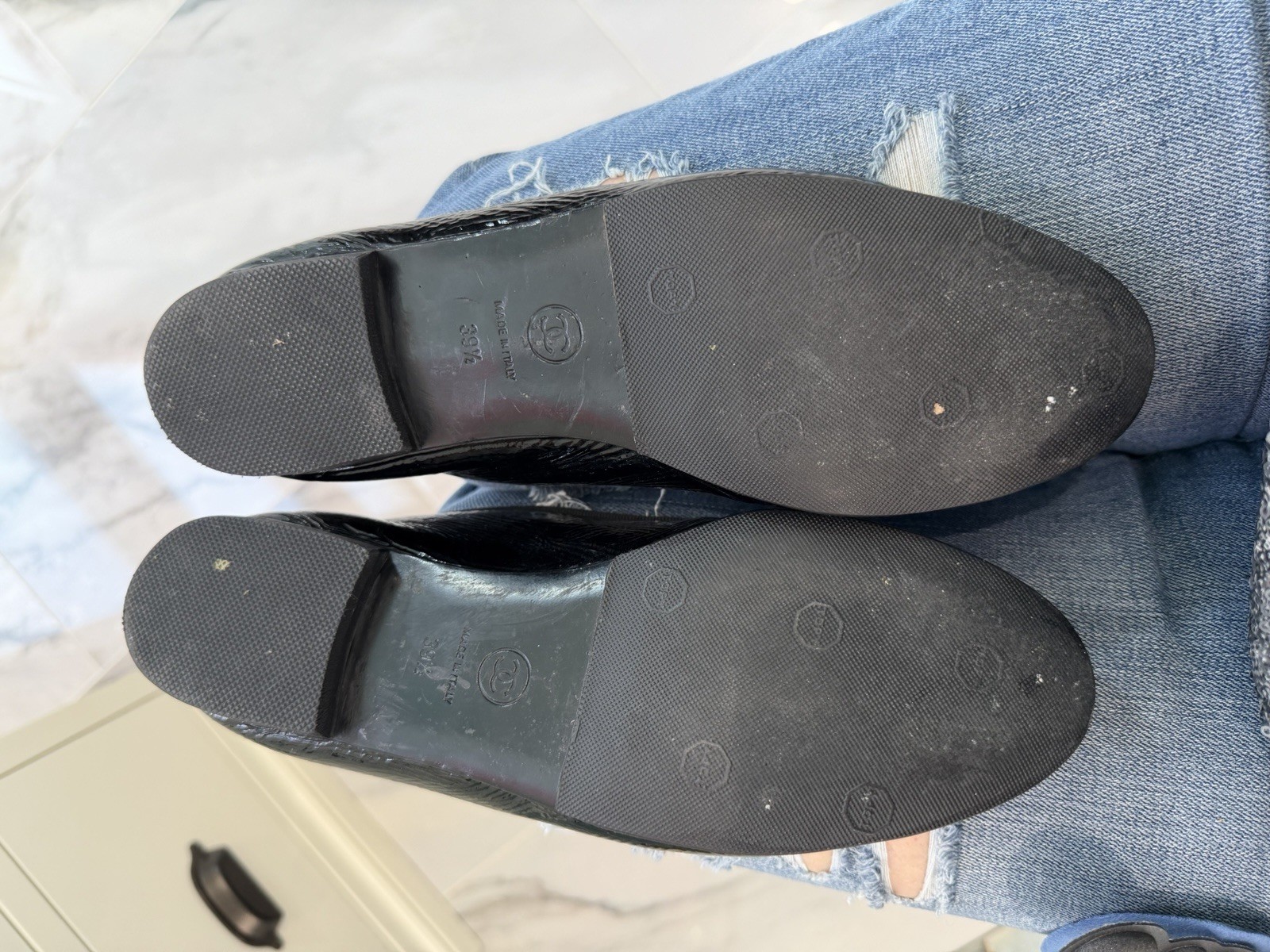 Chanel CC Cap Toe Ballet Flats Black Calf Patent Leather Size EU 38.5 thumbnail 6