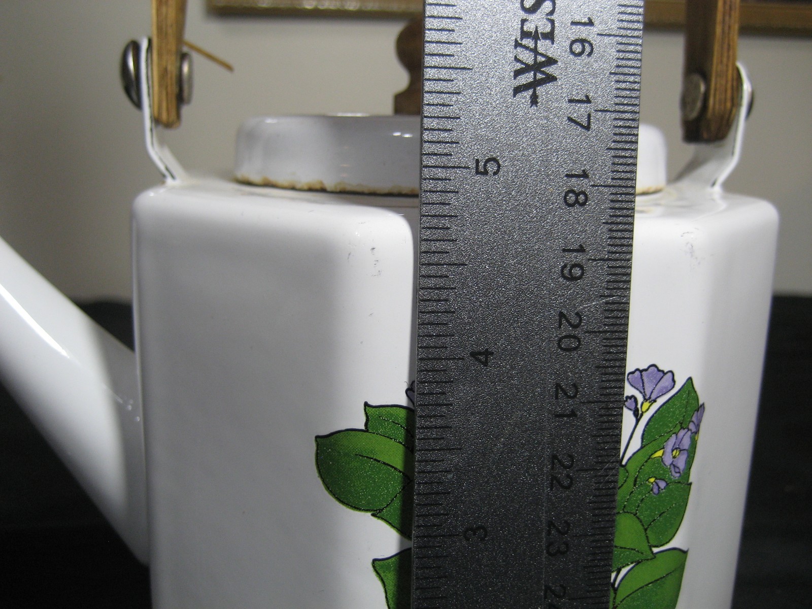 1979 M KAMENSTEIN AFRICAN VIOLET SAINTPAULIA IONATHA ENAMELWARE TEA POT KETTLE