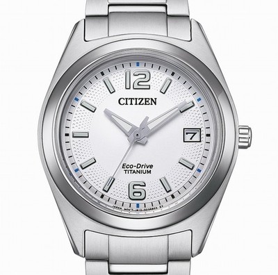 Citizen ECO-DRIVE SUPER TITANIUM 34 mm Damenuhr 5 BAR WR FE6151-82A hypoallergen