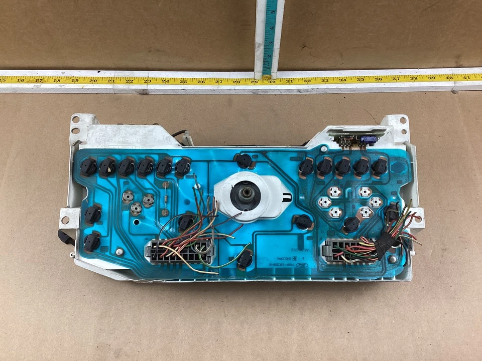 Cuadro de instrumentos velocímetro Ford Windstar 1995-1998 257-03395 OEM Foto 4 de 4