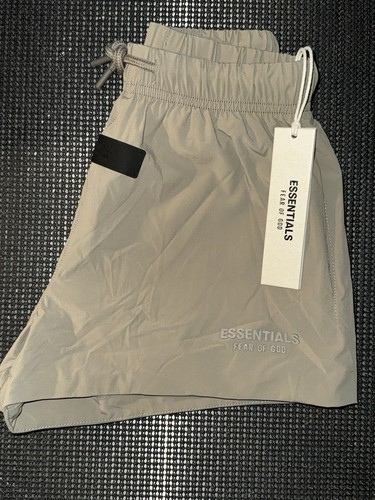 ESSENTIALS FEAR OF GOD- KID SHORTS SIZE 6 - Picture 2 of 6