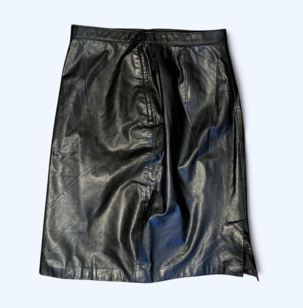 Le Sserafim Women’s Black Leather Straight Pencil Knee Skirt Size 10 Lined Zip