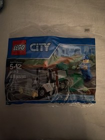 Lot Of 4 - LEGO CITY:  Polybag Sets 30229, 30313, 30347 And 30315