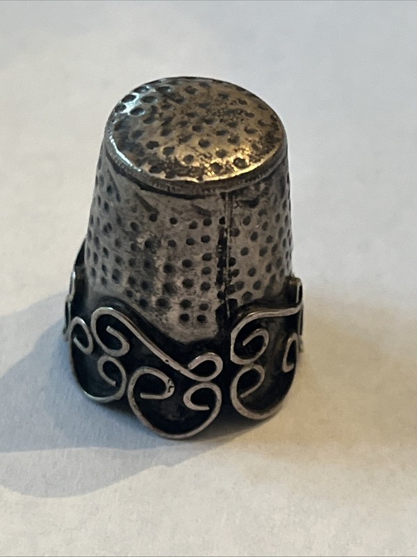 antique silver thimble weight 3.87 Grams